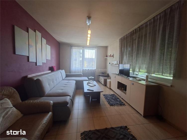 Apartament cu 3 camere decomandat în Ștrand