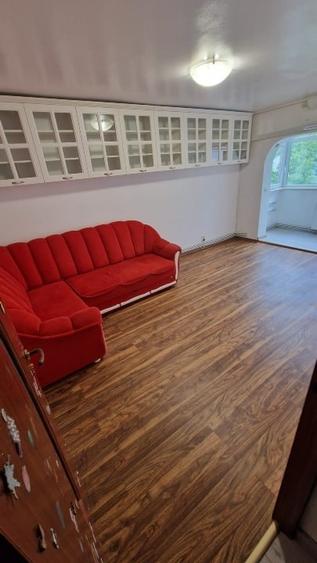 Vând apartament 3 camere, decomandat, in Iasi, Galata 1 (str.Vamasoaia) - 3