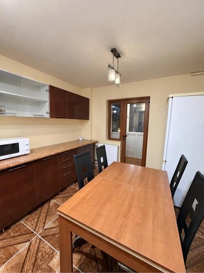 Apartament cu 2 camere decomandat în Lipovei