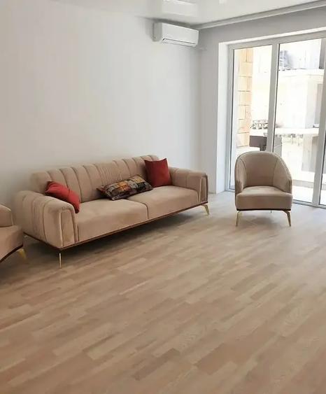 Apartament cu 4 camere în Central
