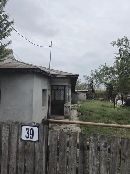 Casă cu Teren 2700 Mp în Dărăști-Vlașca