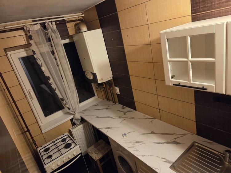 Apartament cu 2 camere semidecomandat în Exterior Vest