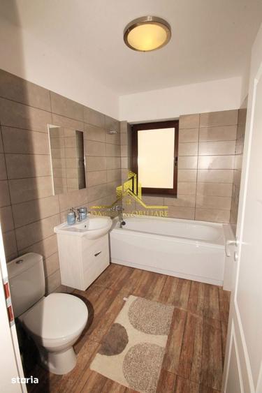 Apartament cu 2 camere semidecomandat, mobilat în Bună Ziua