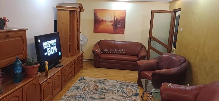Apartament cu 4 camere decomandat în Bartolomeu