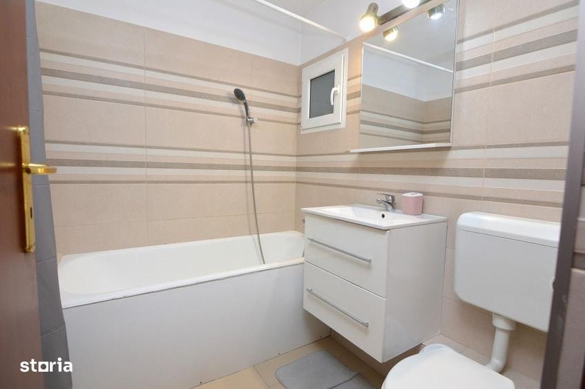 Apartament cu 3 camere semidecomandat, mobilat în Tineretului