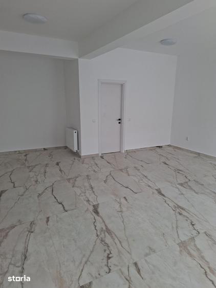 Spațiu comercial, de 65 mp, în Central