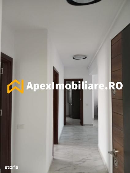 Apartament cu 3 camere decomandat în Theodor Pallady