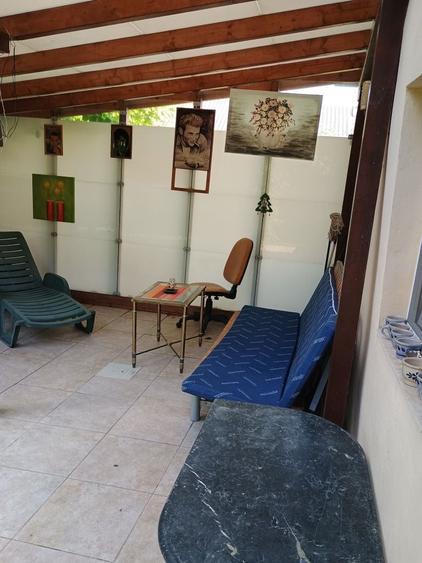 Casă cu 3 camere în Dorobanți