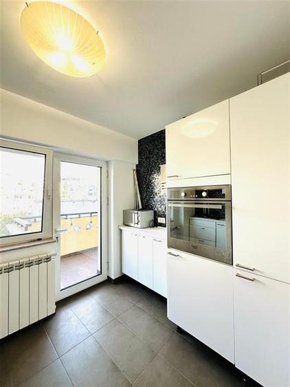 Apartament cu 2 camere decomandat, mobilat în Splaiul Unirii