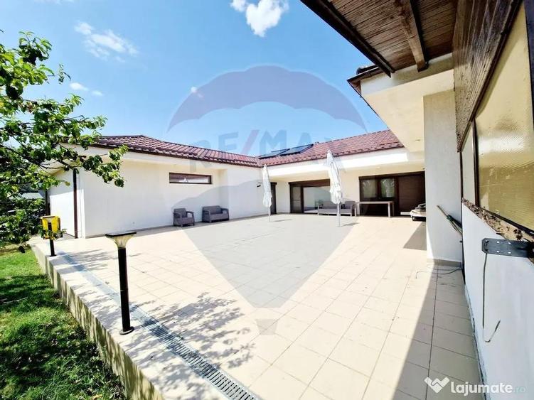 Casă cu 4 camere cu Teren 1065 Mp în Preajba