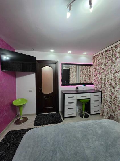 Apartament cu 2 camere decomandat în Nicolina
