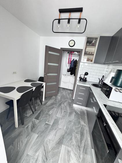 Apartament cu 2 camere semidecomandat în Central