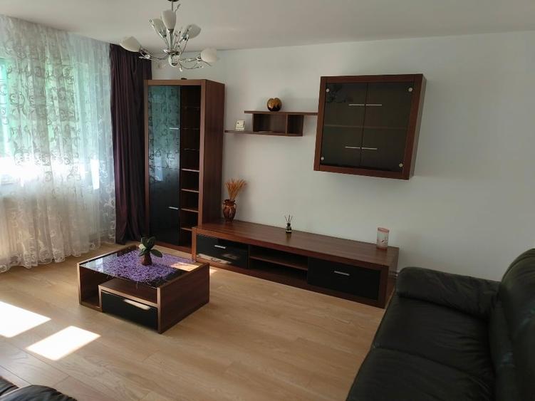 Apartament cu 4 camere decomandat, mobilat în Inel II