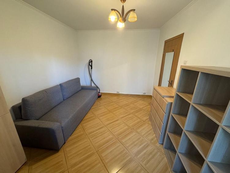 Apartament cu 3 camere în Brâncoveanu
