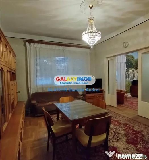 Apartament cu 4 camere semidecomandat în Calea Plevnei