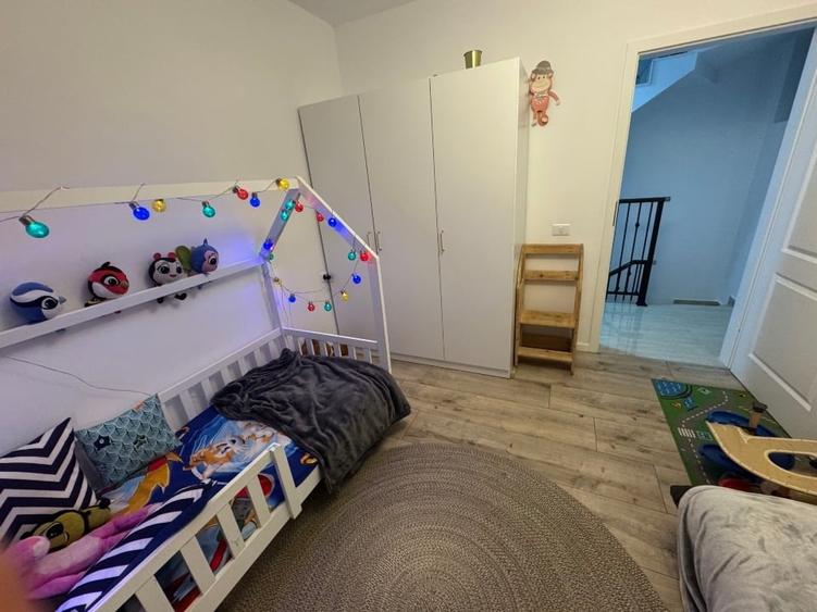 Duplex cu 4 camere cu Teren 146 Mp în Vest