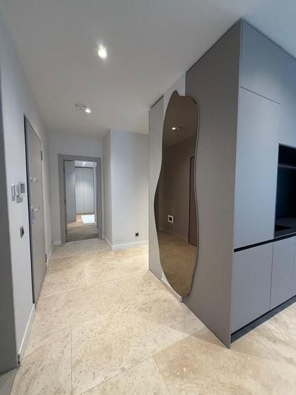 Apartament cu 4 camere în Iancu Nicolae
