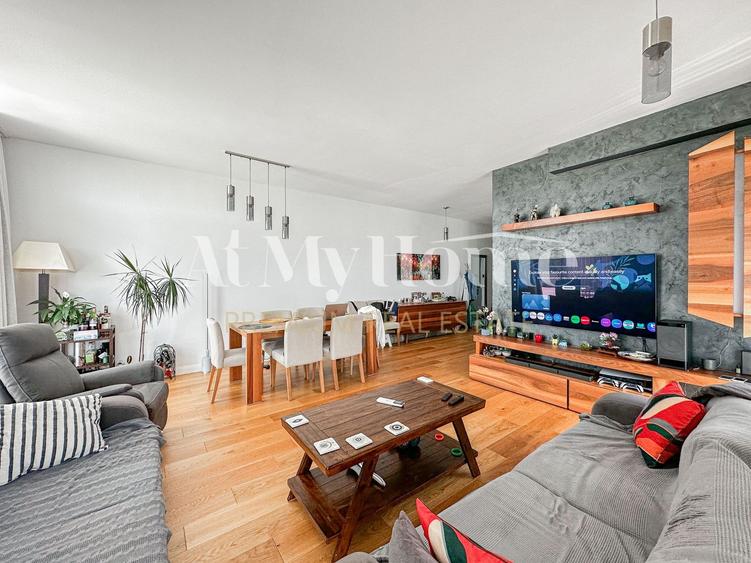 Apartament cu 4 camere decomandat, mobilat în Iancu Nicolae