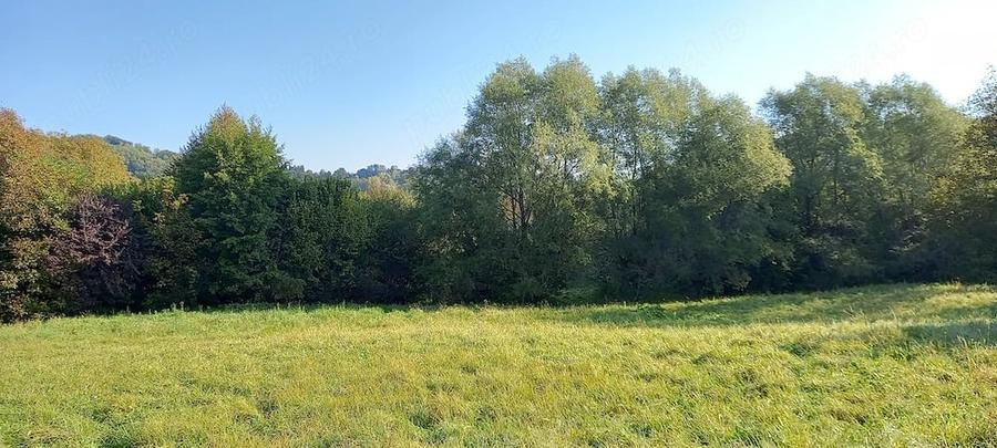 Teren de 1530 mp, în Central