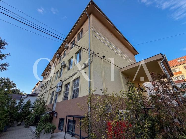 Spațiu comercial, de 15 mp, în Complex Studențesc