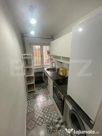 Apartament cu 2 camere semidecomandat, mobilat în P-ța Unirii
