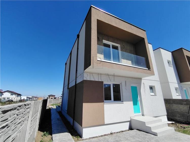 Duplex cu 5 camere cu Teren 350 Mp în Moșnița Nouă