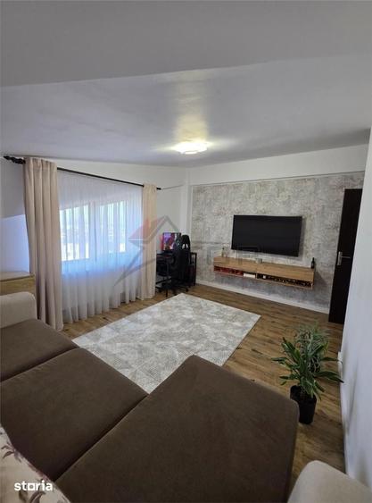 Apartament cu 2 camere decomandat în Galata
