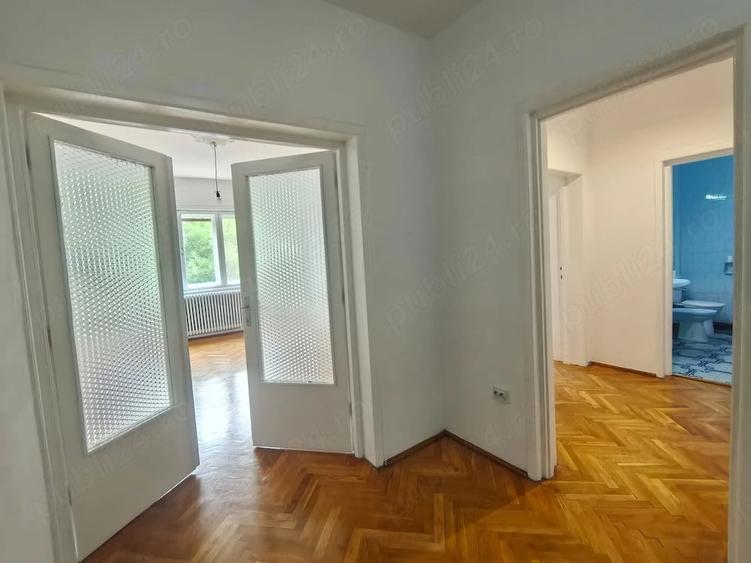 Apartament cu 3 camere decomandat în Iosefin
