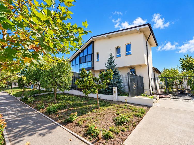 Casă individuală cu 5 camere cu Canalizare în Techirghiol