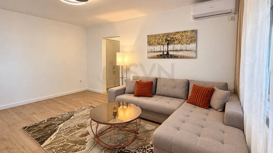 Apartament cu 3 camere semidecomandat, mobilat în Obor
