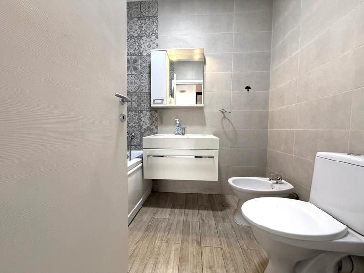 Apartament 3 camere de inchiriat Prima Universitatii - 4