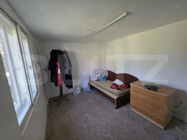 Casă individuală cu 3 camere cu Teren 1820 Mp în Găești