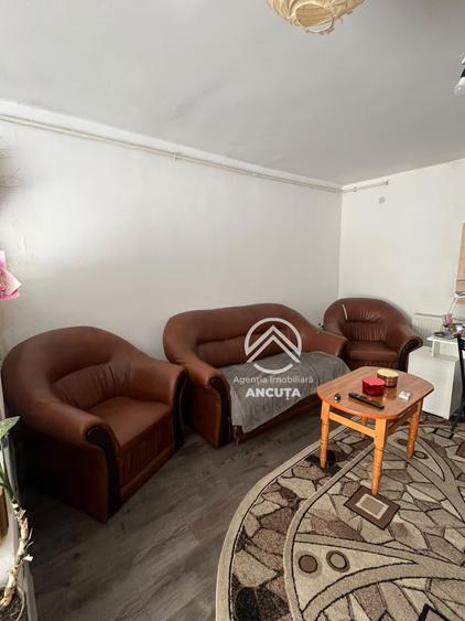 Apartament cu 2 camere semidecomandat în Florești