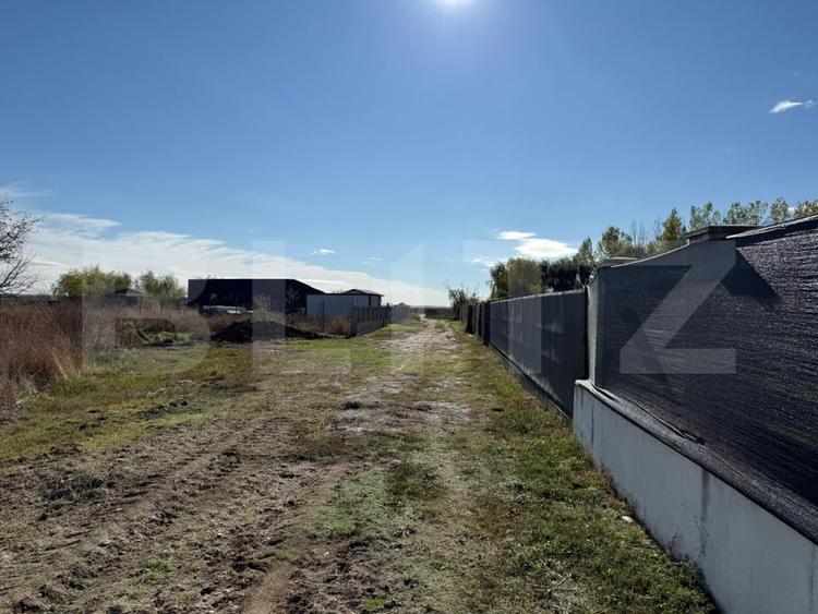 Teren Construcții intravilan de 3221 mp, în Exterior Sud