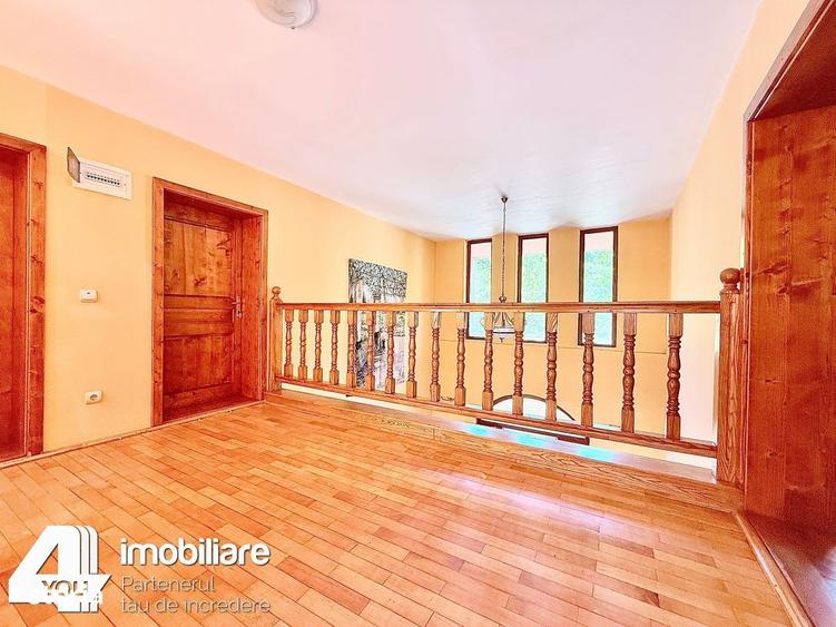 Casă cu 4 camere cu Teren 1180 Mp în Moneasa