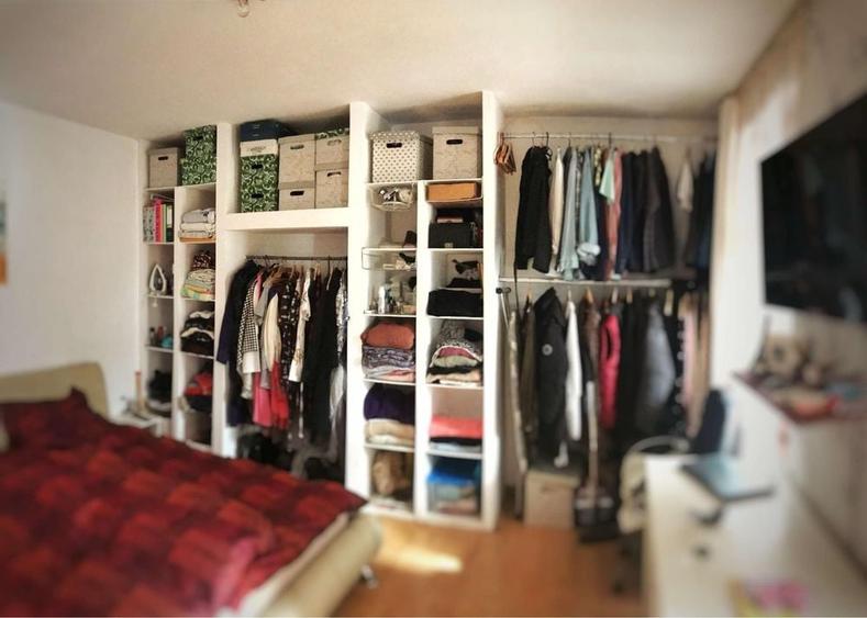 Casă cu 2 camere decomandat în Central