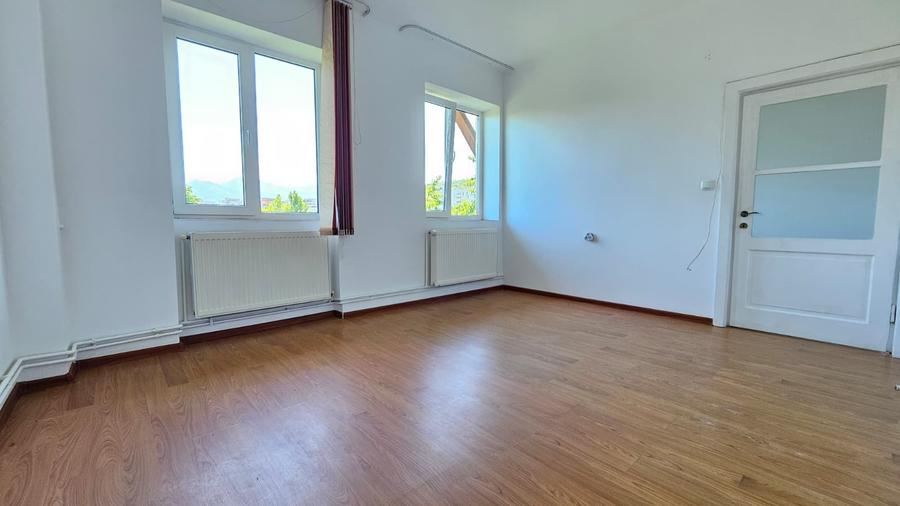 Apartament 2 camere Centrul-Civic,decomandat,liber,89900 Euro - 1