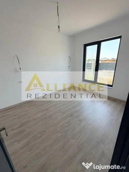 Casă cu 3 camere cu Teren 300 Mp în Berceni
