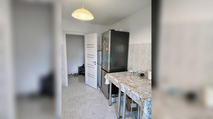Apartament 3 camere decomandat zona FSGA - 7