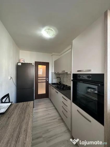 Apartament cu 2 camere semidecomandat în Cantacuzino