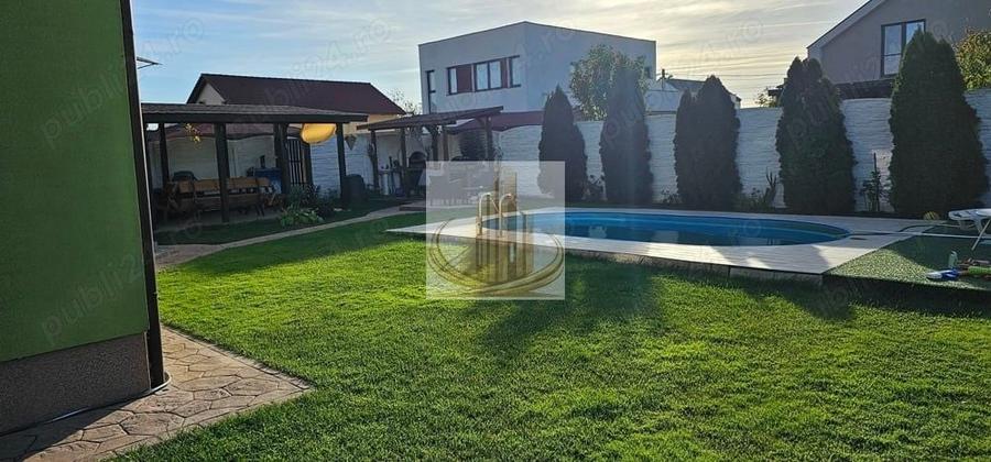 Casă individuală cu 6 camere cu Piscina în Săcălaz