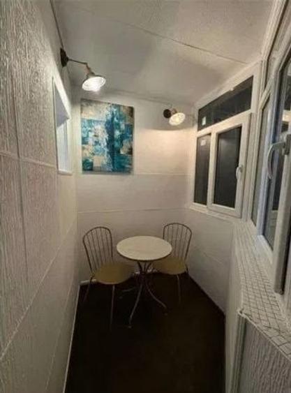 Apartament cu 2 camere decomandat, mobilat în Tei