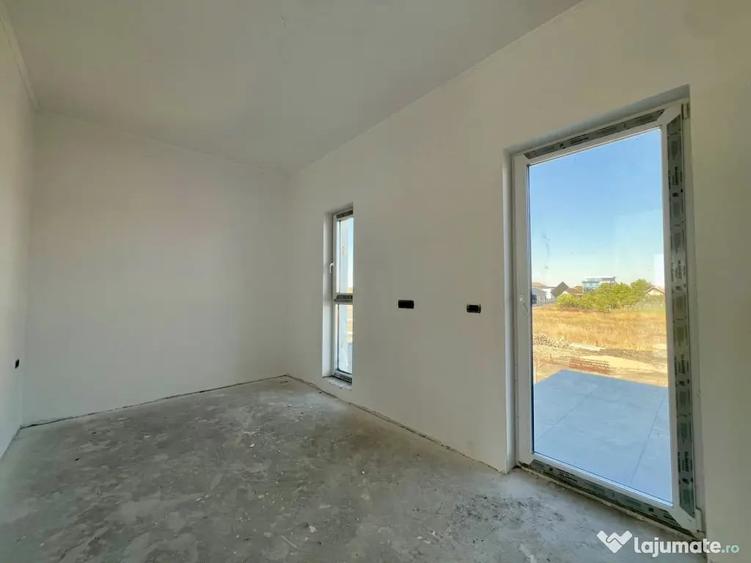 Casă cu 4 camere cu Teren 316 Mp în Săcălaz