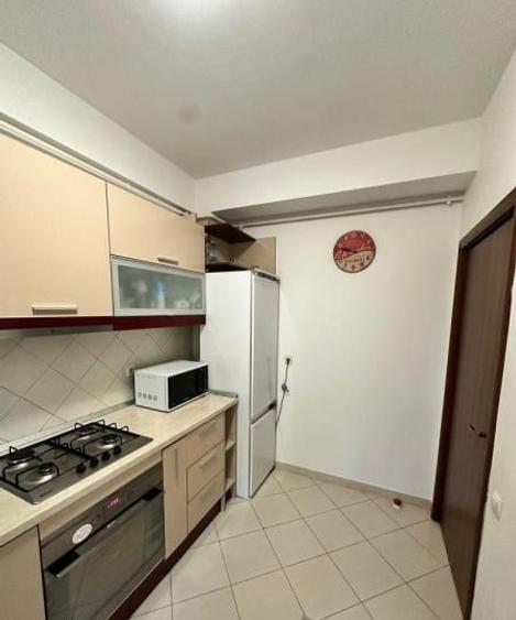 Apartament cu 2 camere semidecomandat, mobilat în Bucureștii Noi