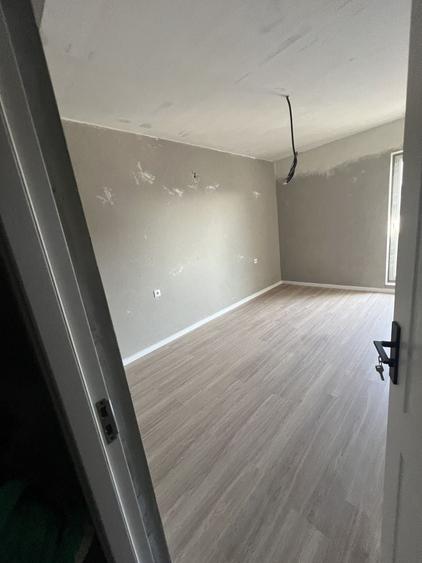 Apartament cu 4 camere în Lotrioara