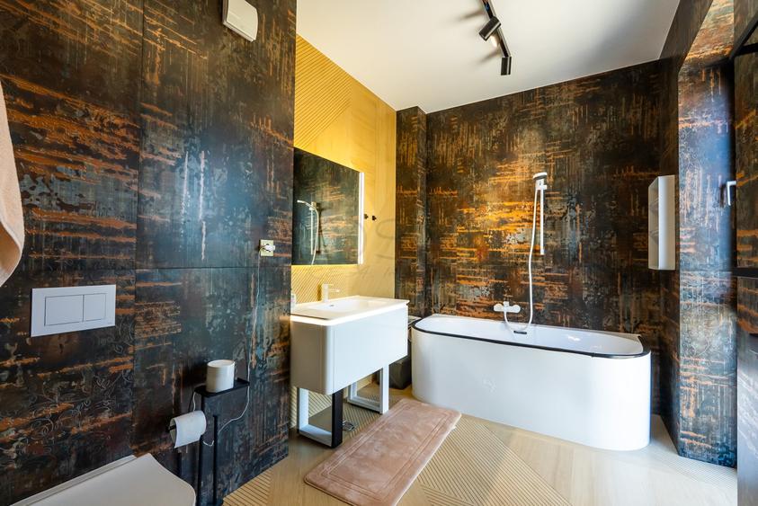 Duplex cu 5 camere cu Canalizare în Băneasa