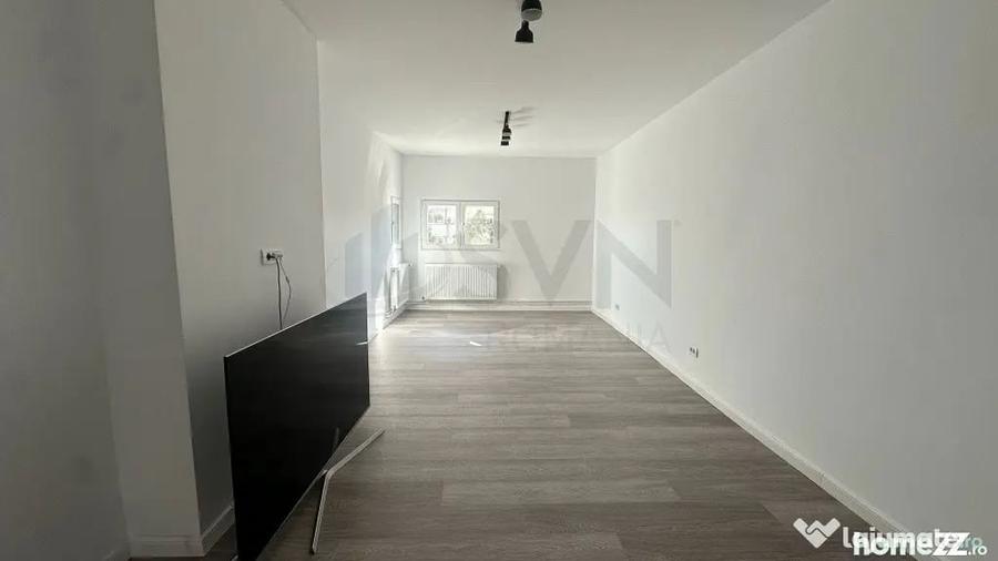 Apartament cu 4 camere decomandat în 1 Mai