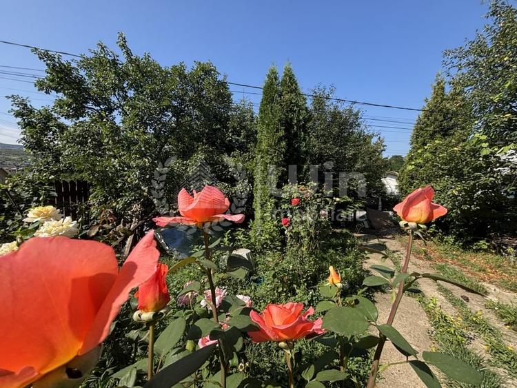 Casă individuală cu 4 camere cu Canalizare în Borhanci