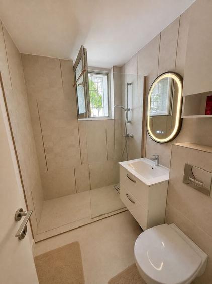 Apartament cu 2 camere decomandat în Floreasca