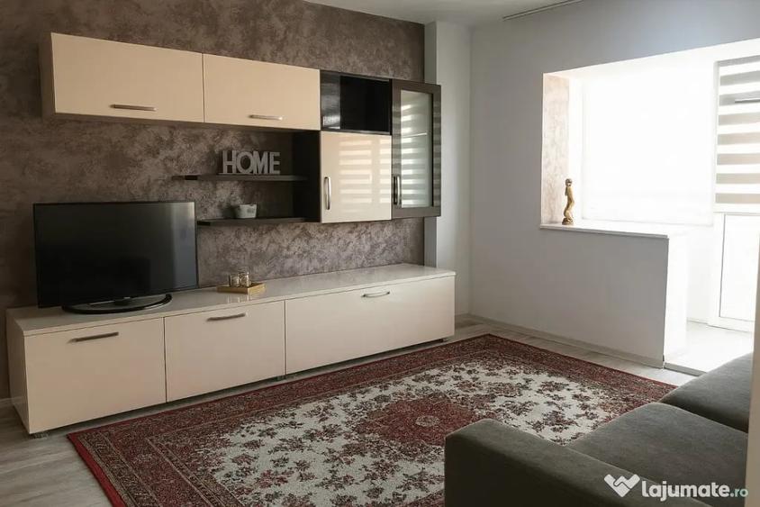 Apartament cu 2 camere decomandat în Mihai Viteazul